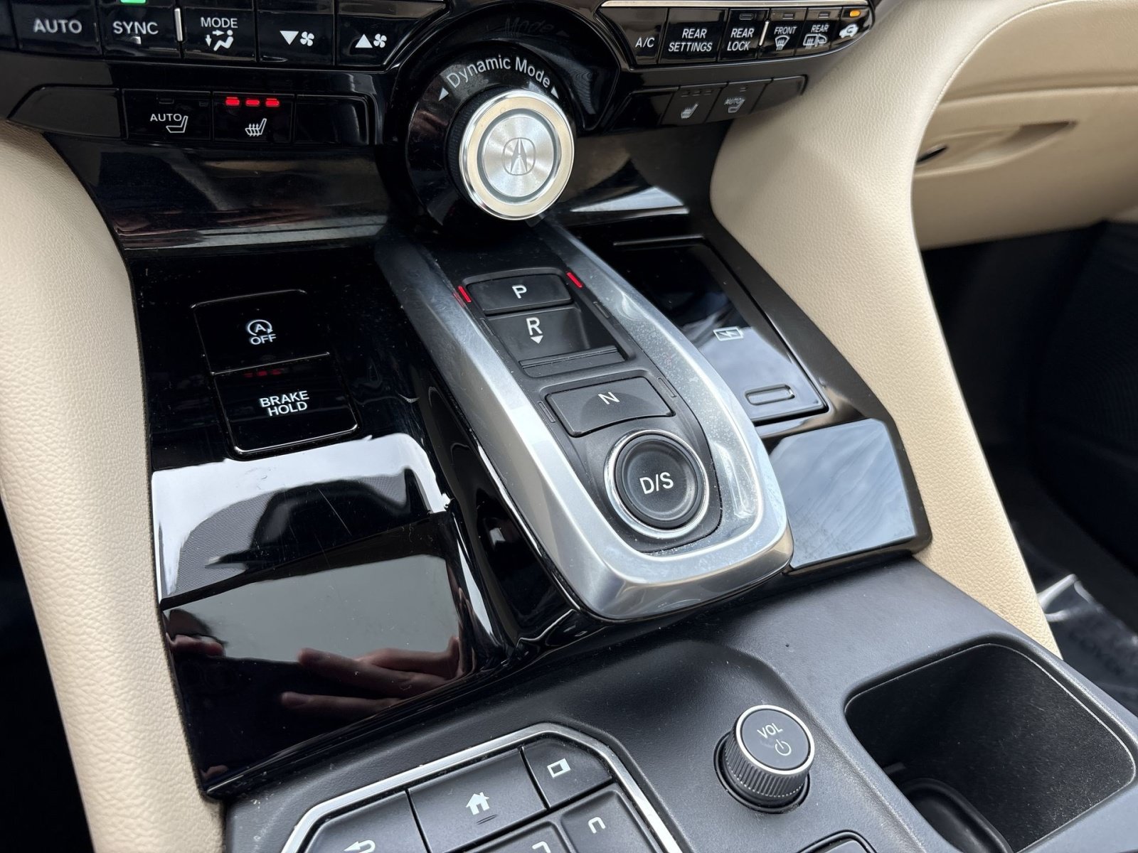 Used 2023 Acura MDX SH-AWD image 21