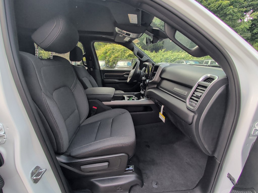 New 2026 RAM 1500 Big Horn AWD/4WD image 16