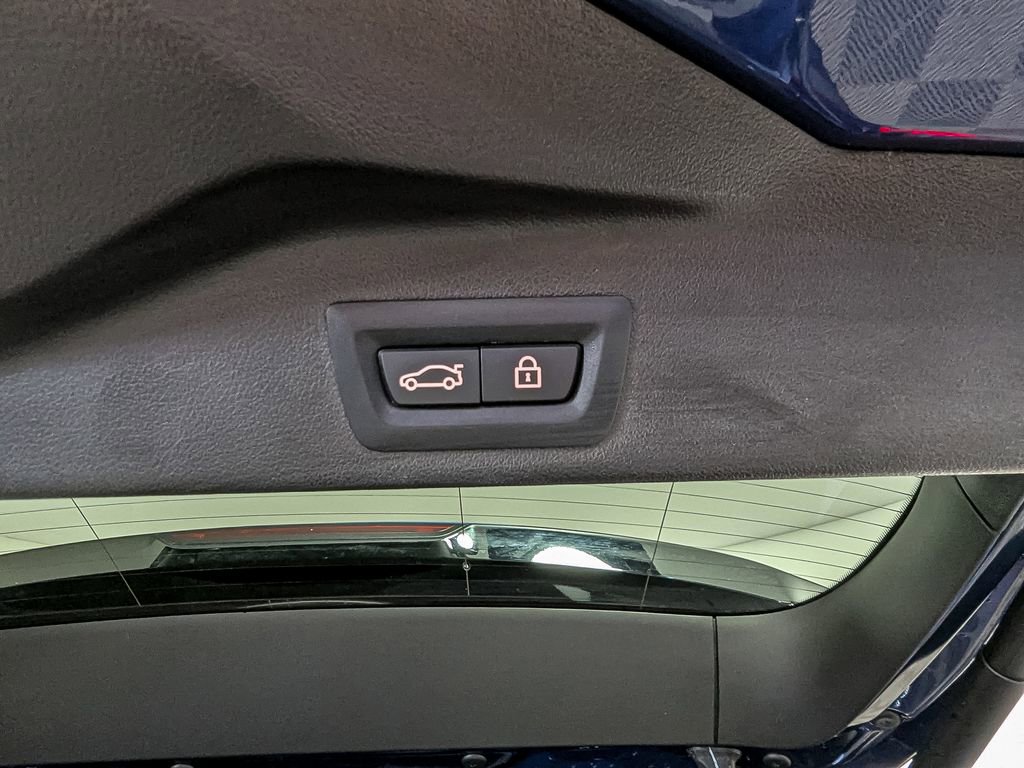 Used 2021 BMW X5 xDrive40i w/ Convenience Package image 45