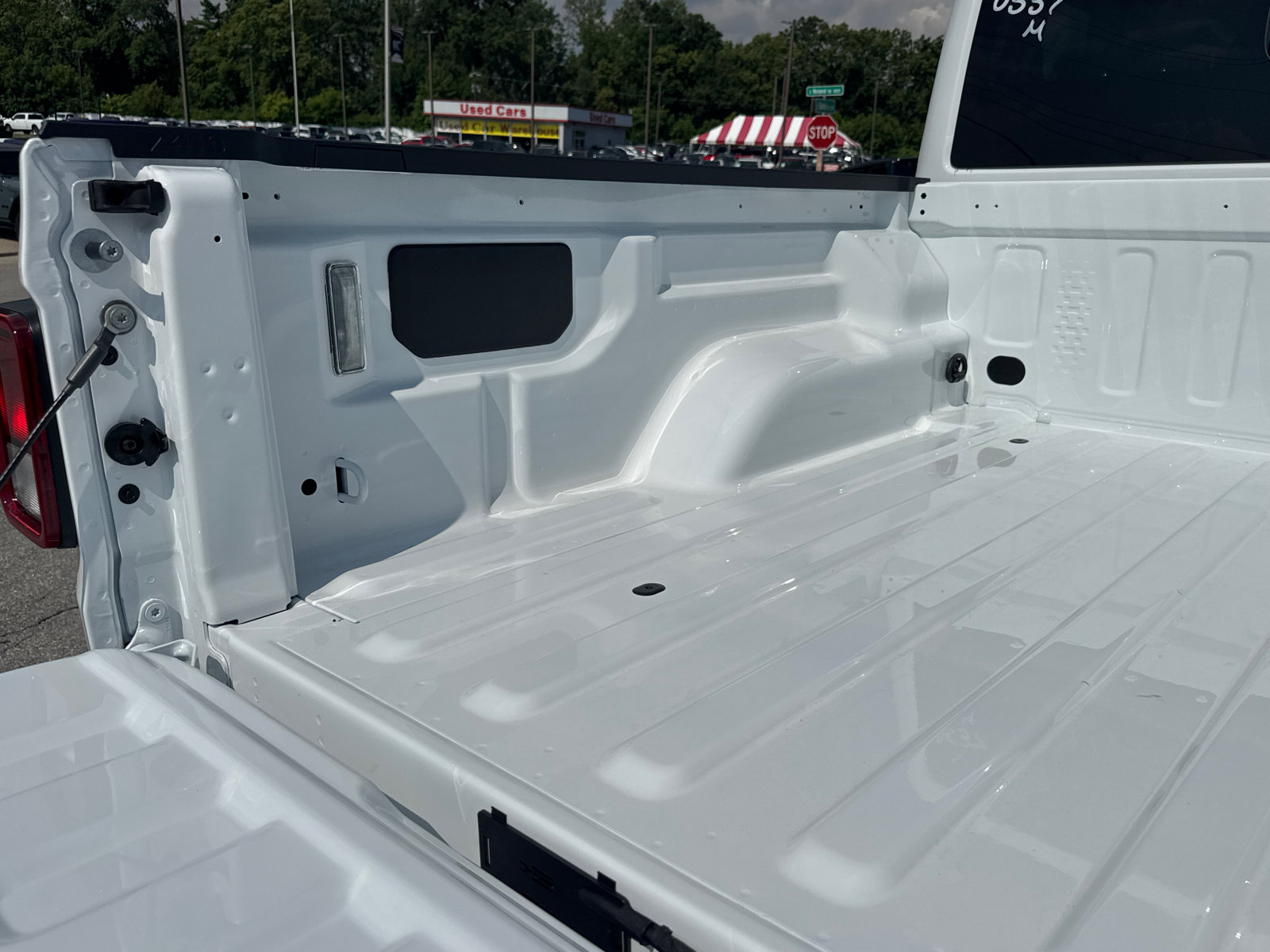 New 2026 Jeep Gladiator Sport AWD/4WD image 19