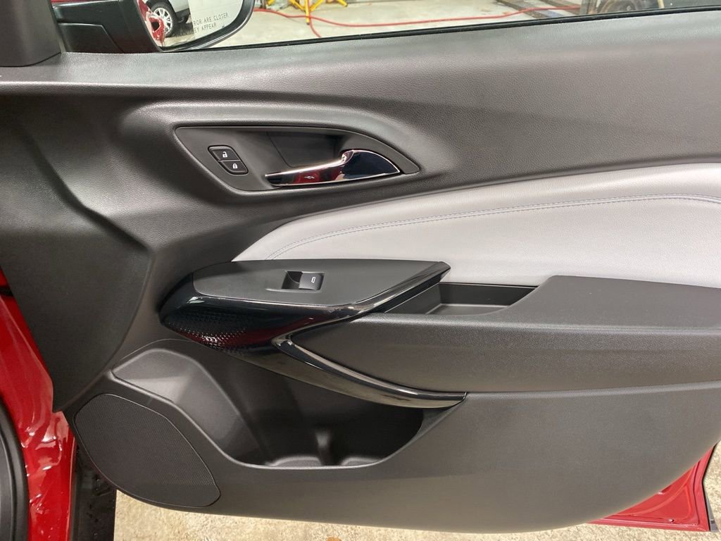 New 2026 Chevrolet Trax LT w/ Driver Confidence Package image 24