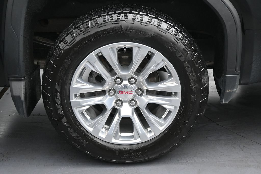 Used 2024 GMC Sierra 1500 Denali w/ Technology Package AWD/4WD image 32