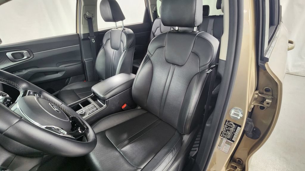 Used 2021 Kia Sorento S w/ Panoramic Sunroof Package FWD image 10