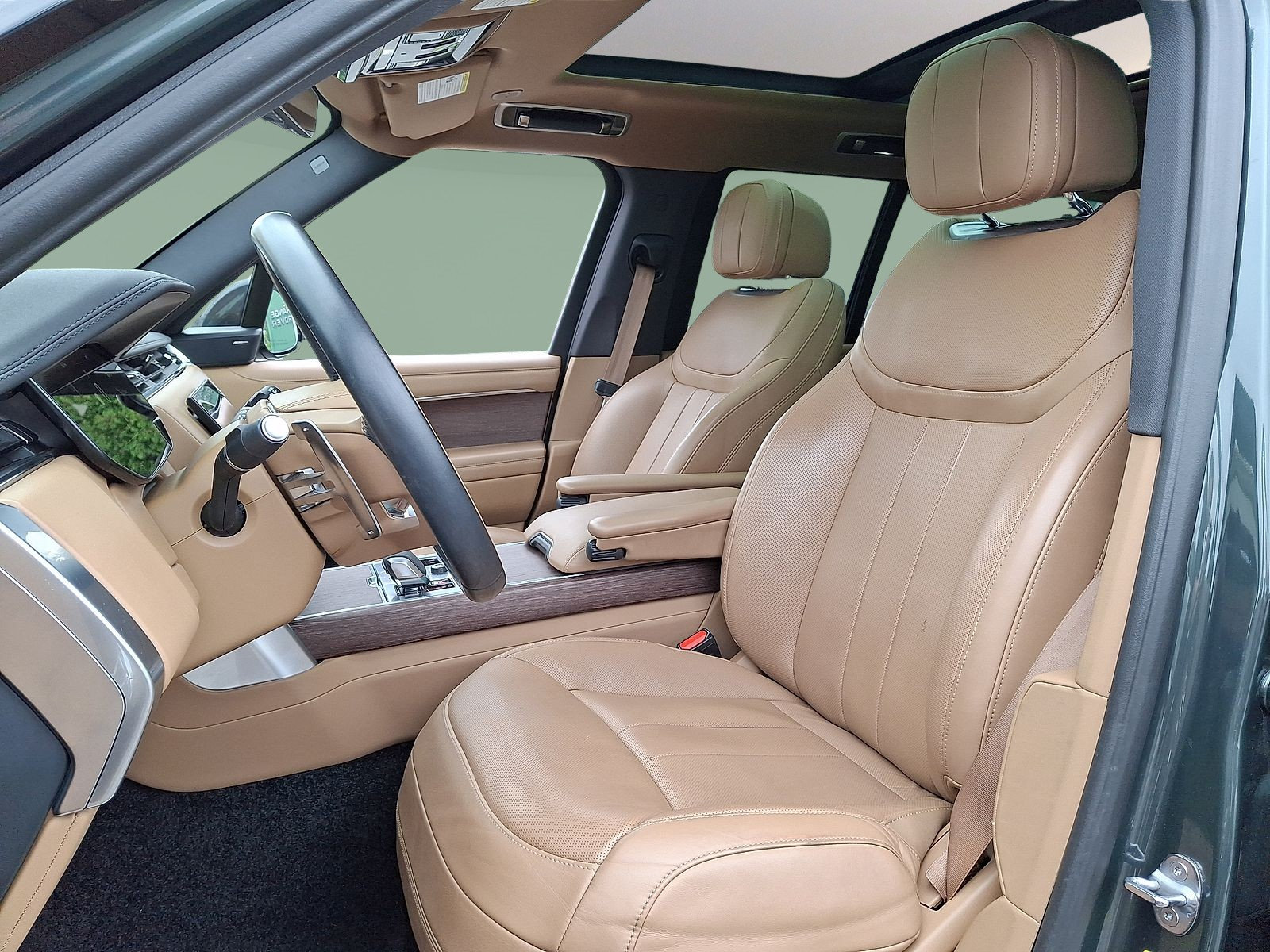 Certified 2023 Land Rover Range Rover SE AWD/4WD image 9