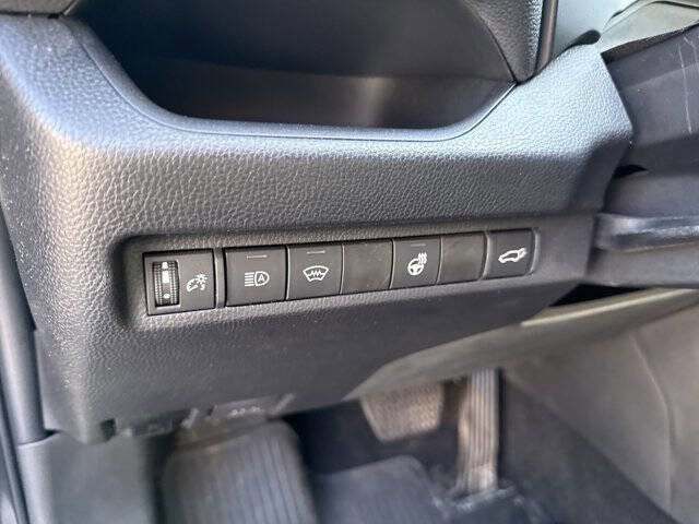 Used 2023 Toyota RAV4 XLE Premium AWD/4WD image 15