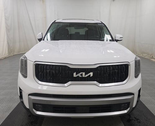 Used 2023 Kia Telluride EX image 12
