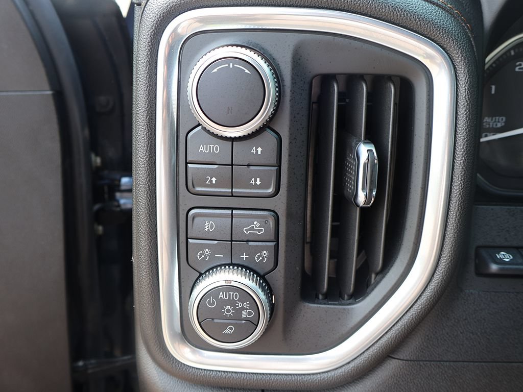 Used 2019 GMC Sierra 1500 AT4 w/ AT4 Premium Package AWD/4WD image 40