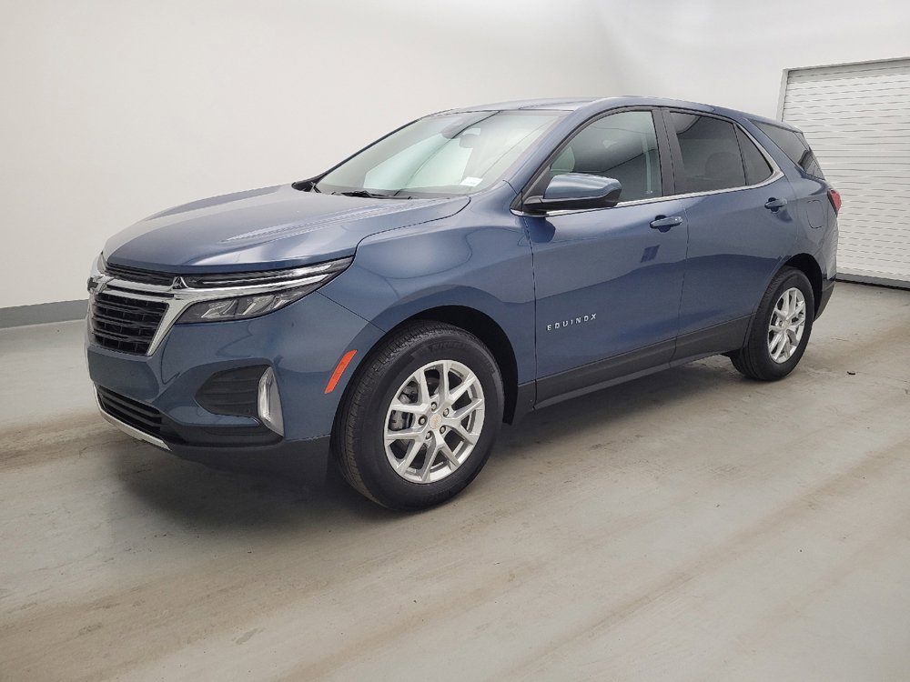 Used 2024 Chevrolet Equinox LT w/ LPO, Floor Liner Package FWD image 2