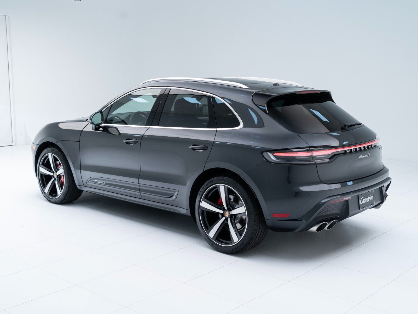 New 2026 Porsche Macan S AWD/4WD image 3