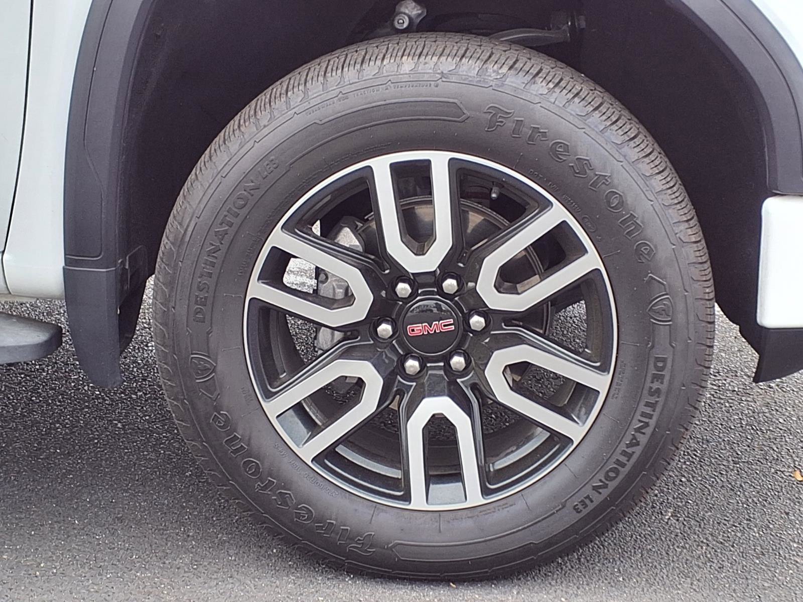 Used 2022 GMC Sierra 1500 AT4 w/ AT4 Preferred Package AWD/4WD image 32