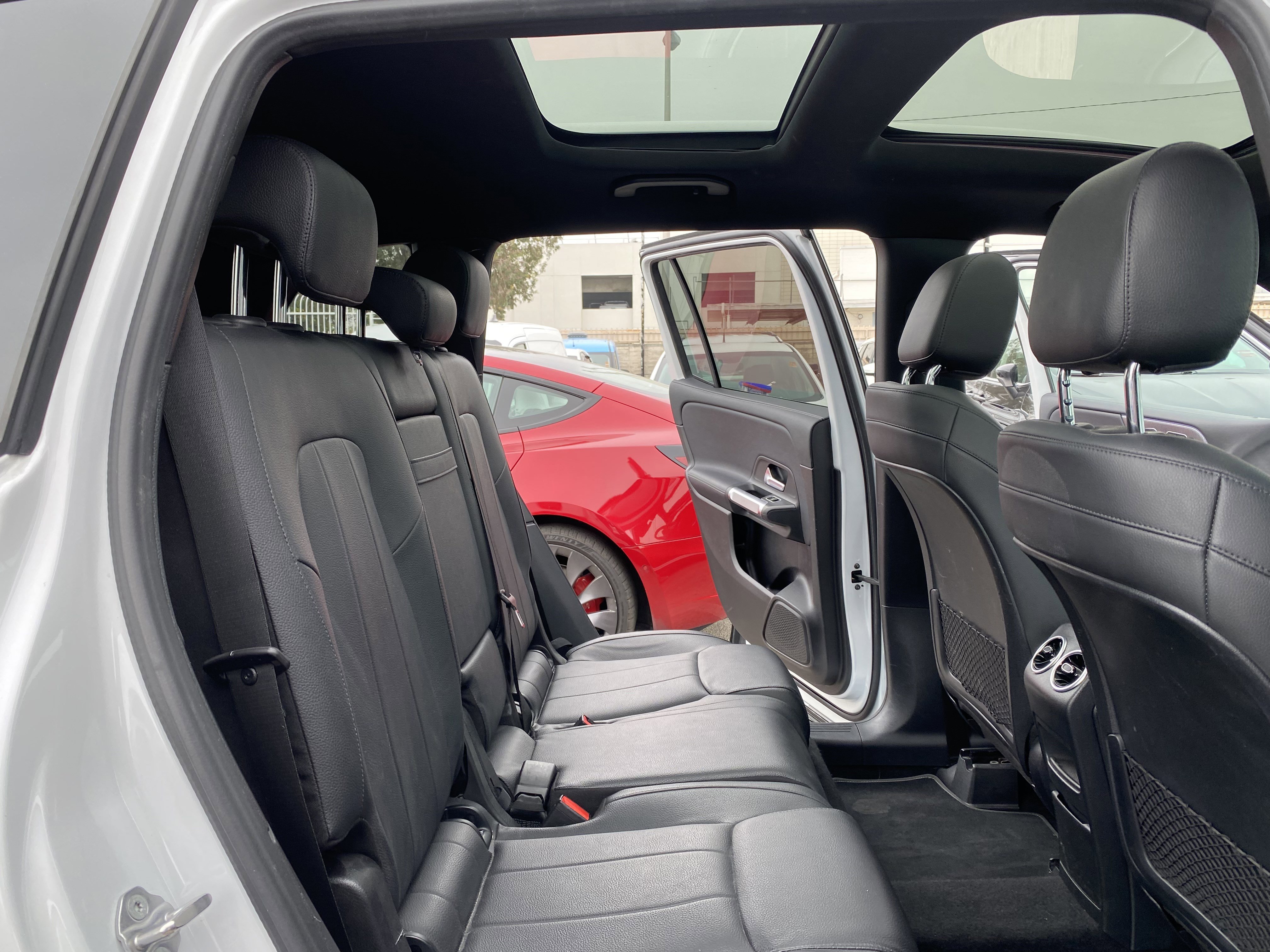 Used 2020 Mercedes-Benz GLB 250 image 16
