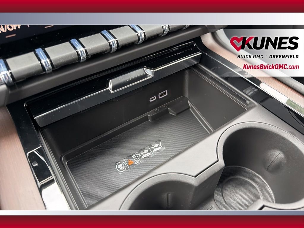 New 2026 GMC Yukon XL Denali w/ Sun & Power Step Package image 26