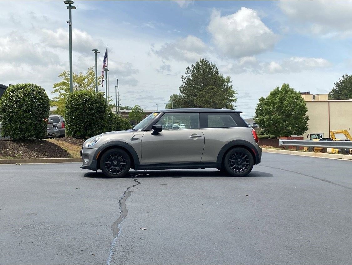 Used 2020 MINI Cooper 2-Door Hardtop FWD image 14