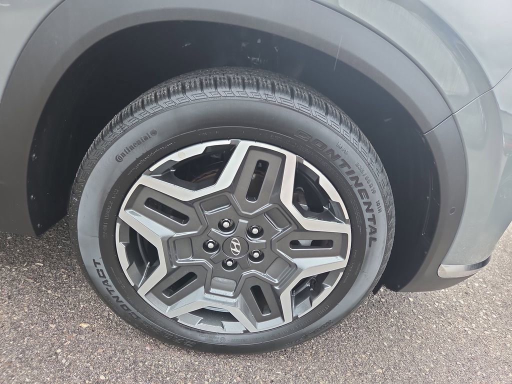 Certified 2023 Hyundai Santa Fe Limited FWD image 2