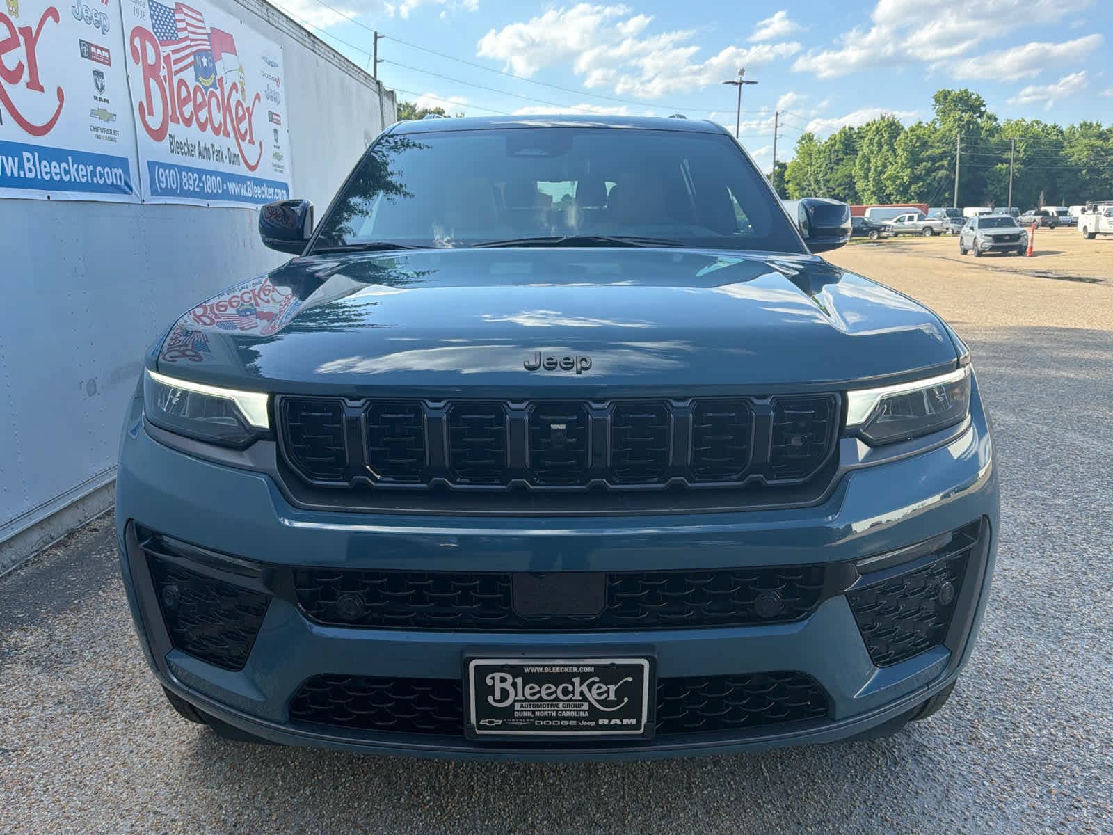 New 2026 Jeep Grand Cherokee L Summit AWD/4WD image 5