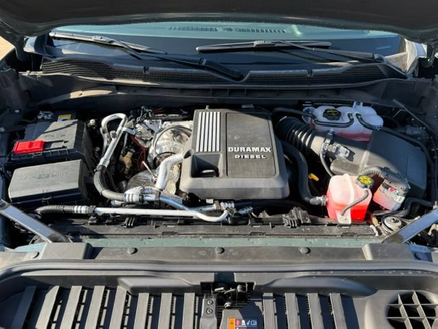 Used 2025 Chevrolet Silverado 1500 LT Trail Boss w/ Convenience Package II AWD/4WD image 6