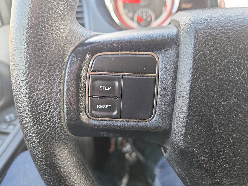 Used 2014 Dodge Grand Caravan American Value Package image 12