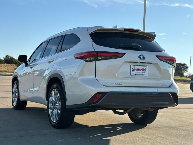Used 2020 Toyota Highlander Limited FWD image 7