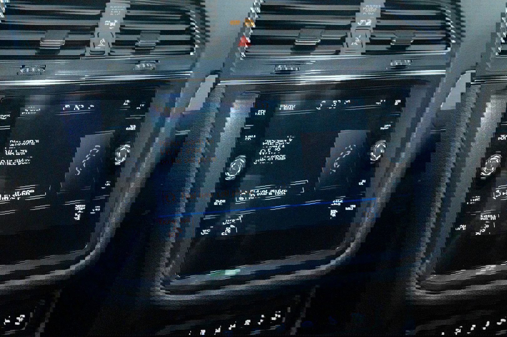 Used 2020 Volkswagen Tiguan SE R-Line w/ 3rd Row Seat Package image 45