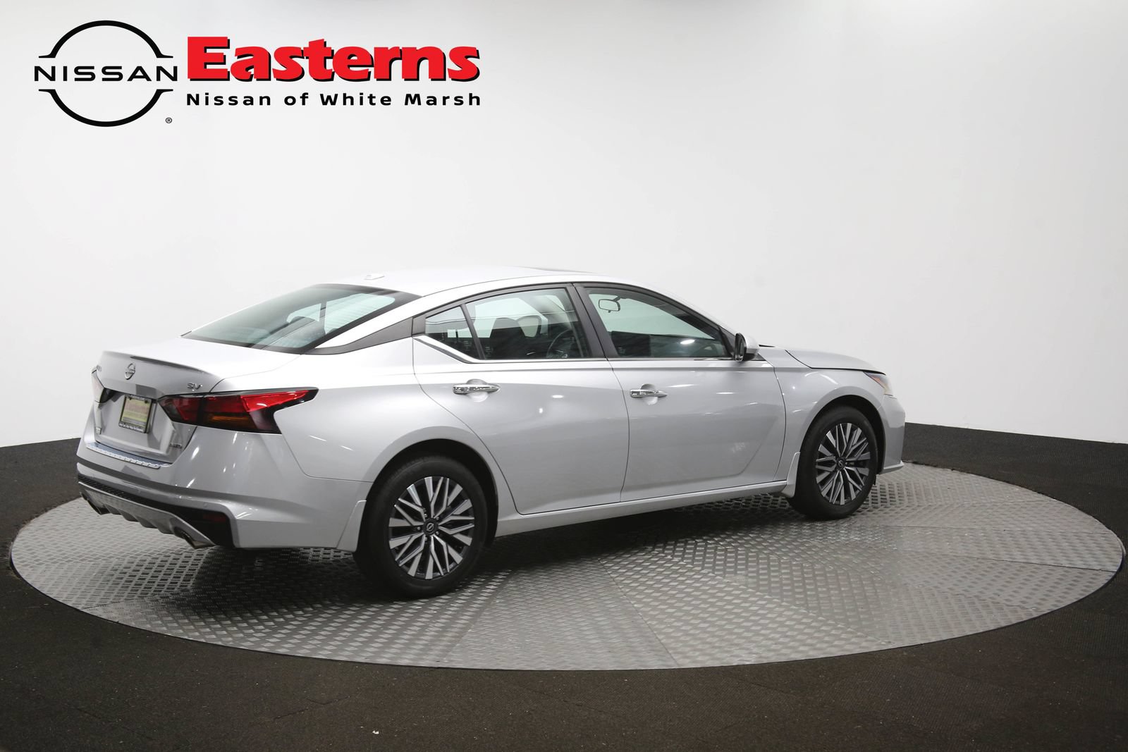 Used 2023 Nissan Altima 2.5 SV w/ SV Premium Package AWD/4WD image 43
