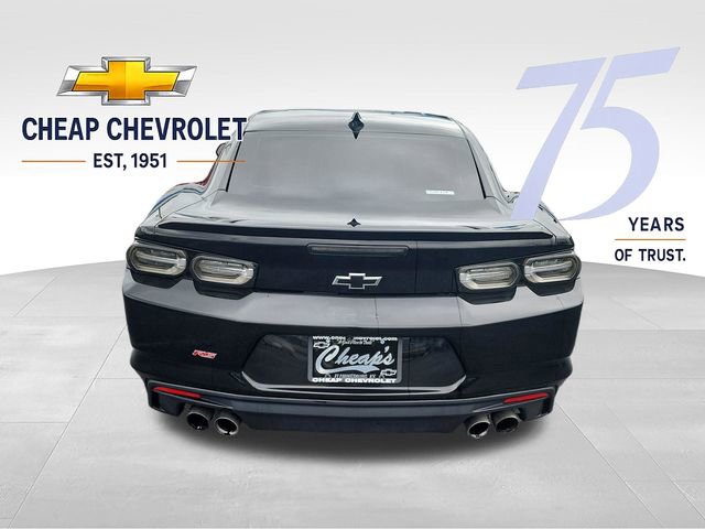Used 2022 Chevrolet Camaro LT w/ RS Package RWD image 5