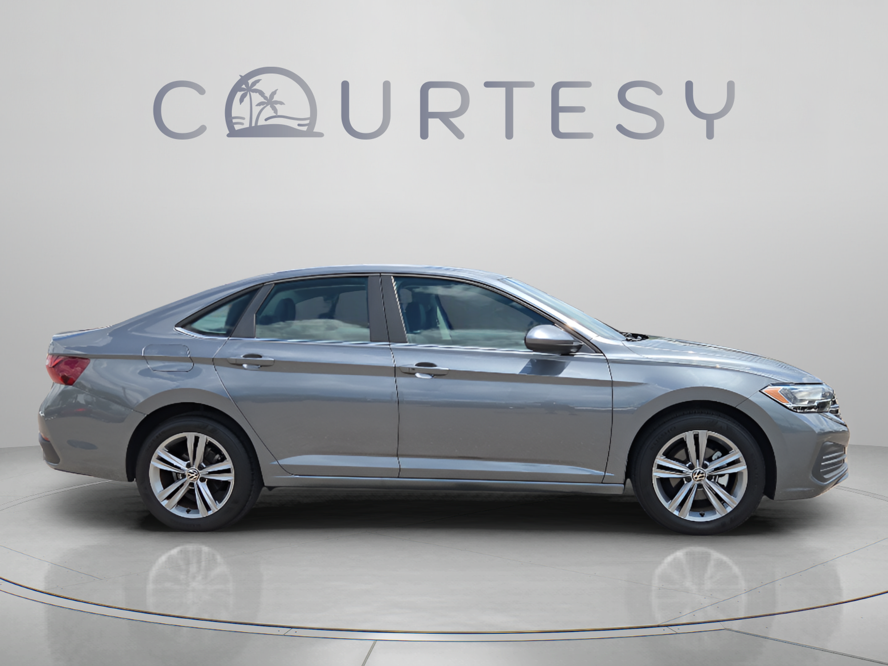 Used 2024 Volkswagen Jetta SE FWD image 6