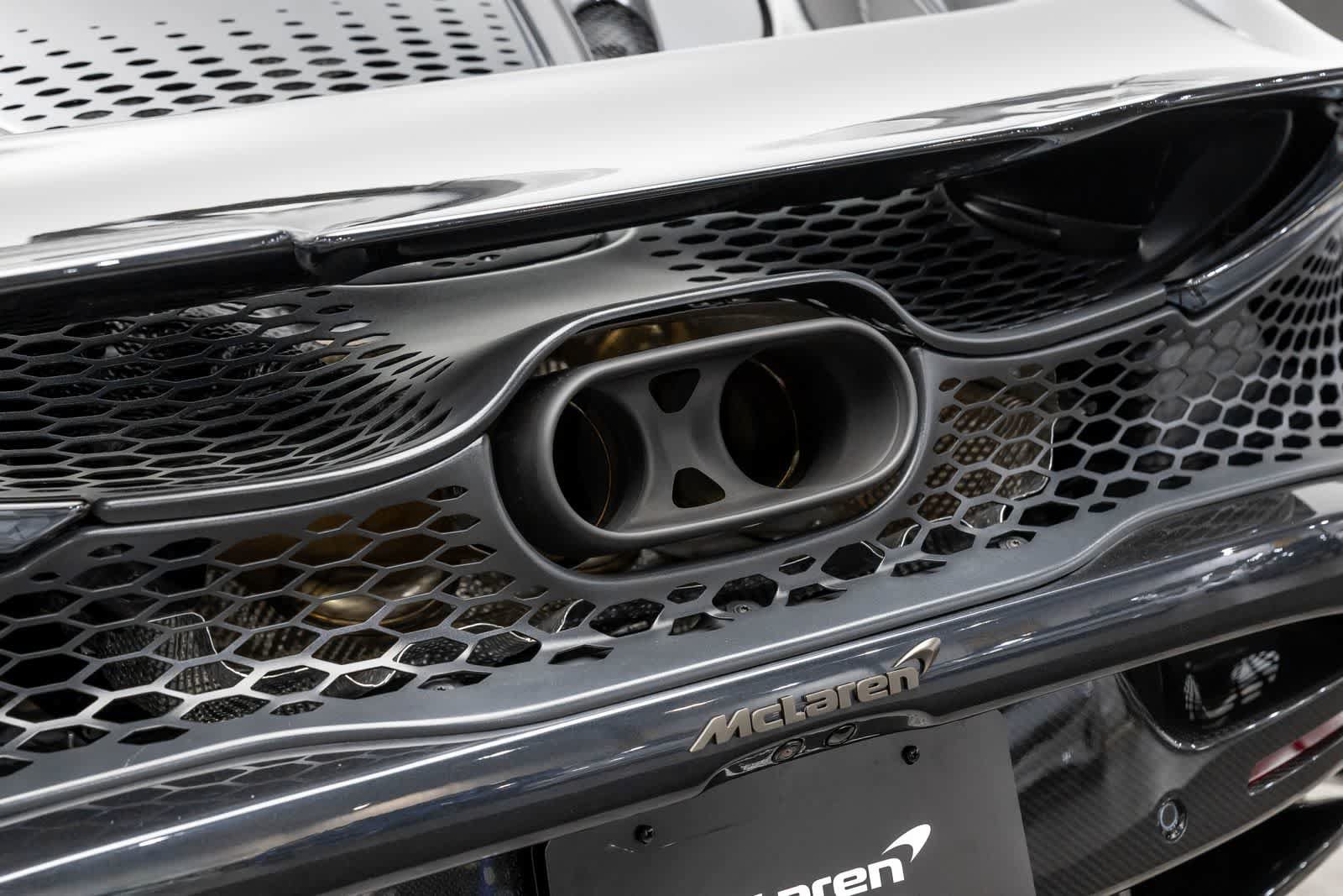 New 2026 McLaren 750S Spider RWD image 42
