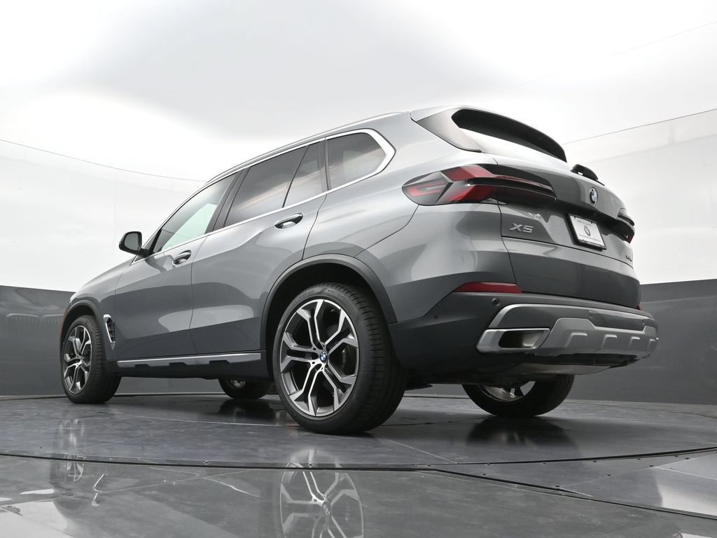 New 2026 BMW X5 xDrive40i AWD/4WD image 26