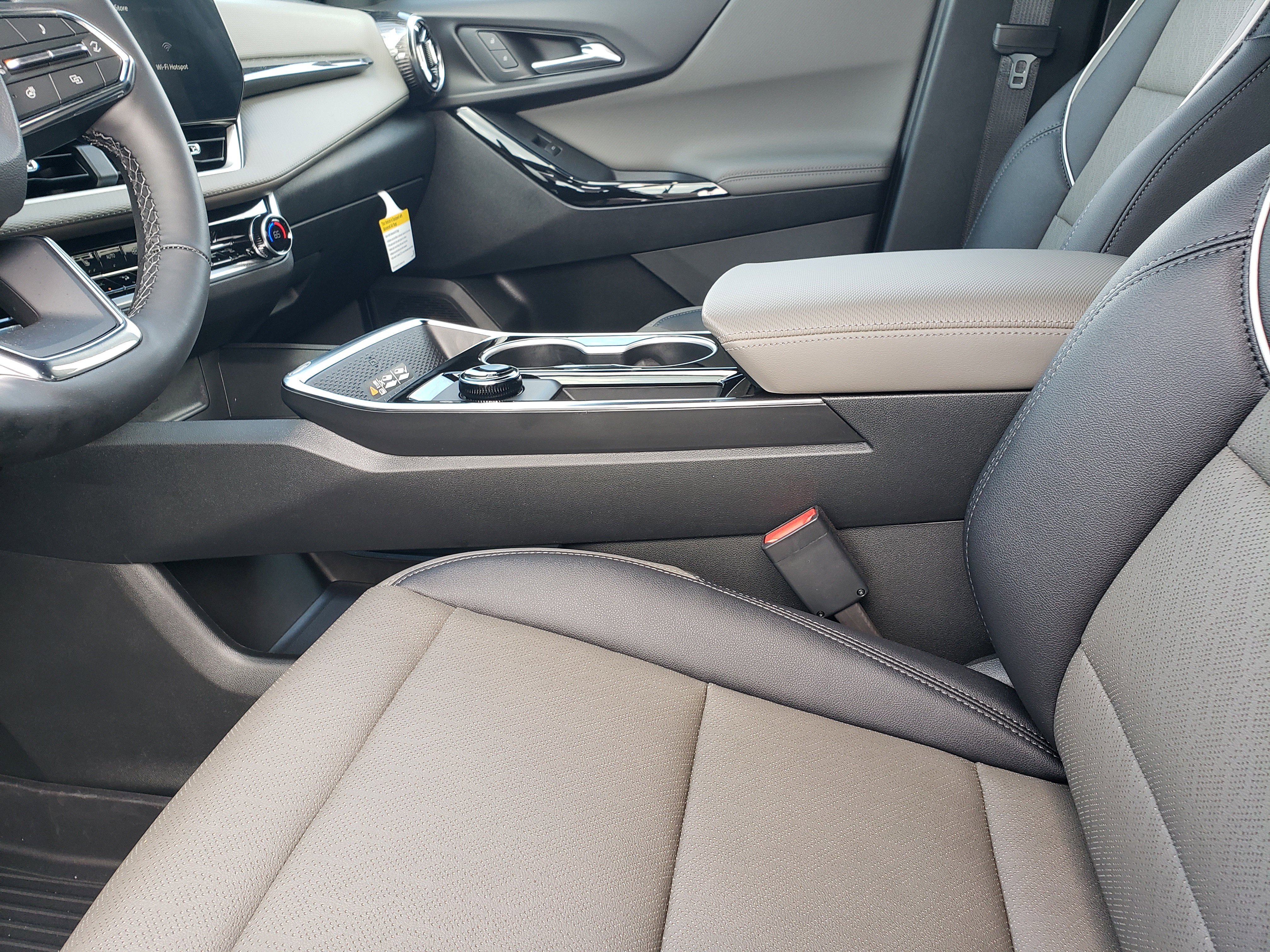 New 2026 Chevrolet Equinox LT image 27