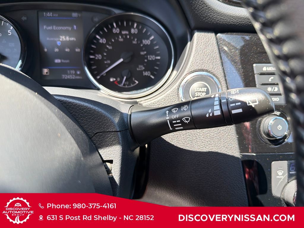 Certified 2022 Nissan Rogue Sport SV image 27