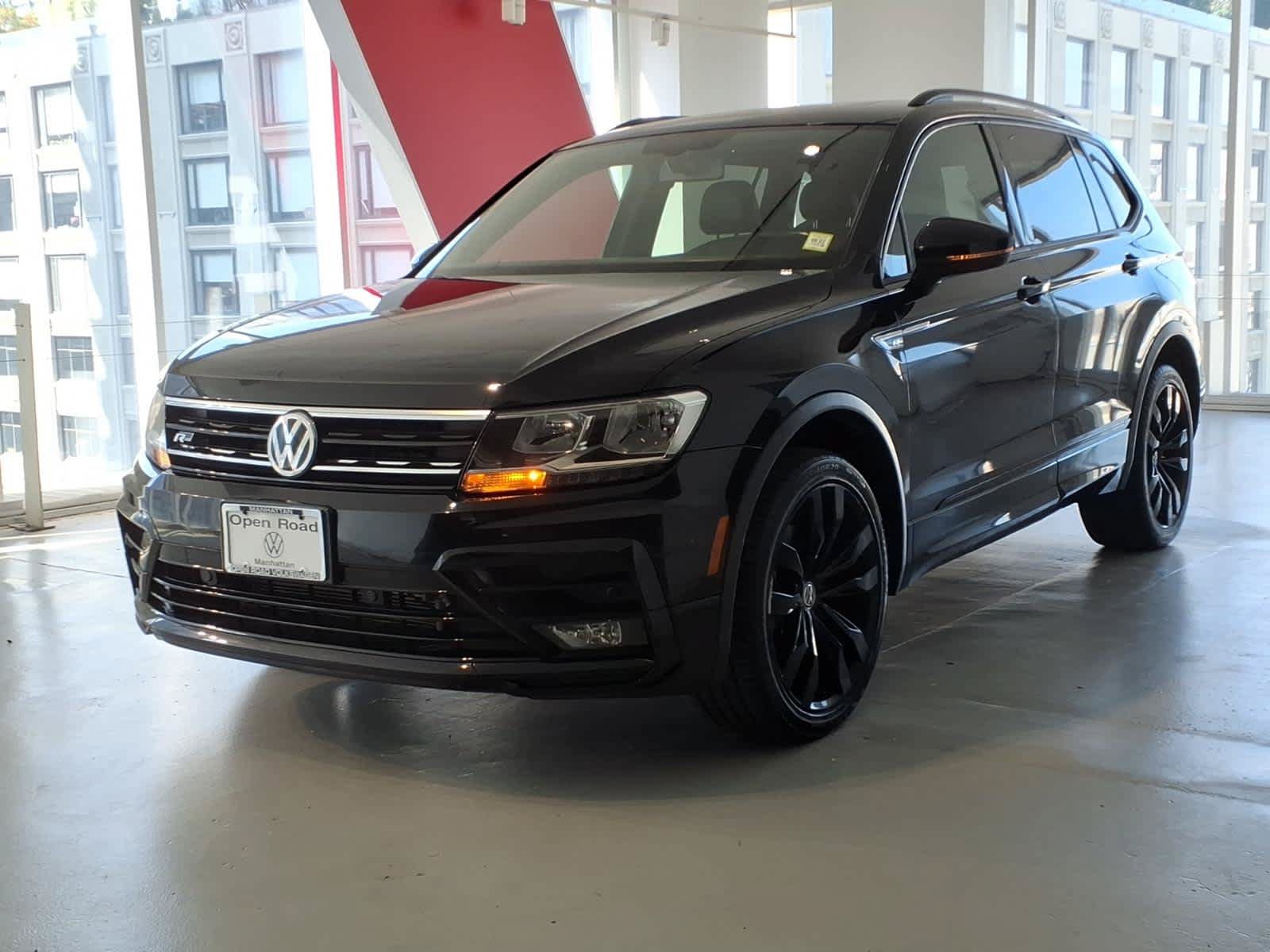 Used 2020 Volkswagen Tiguan SE R-Line AWD/4WD image 1