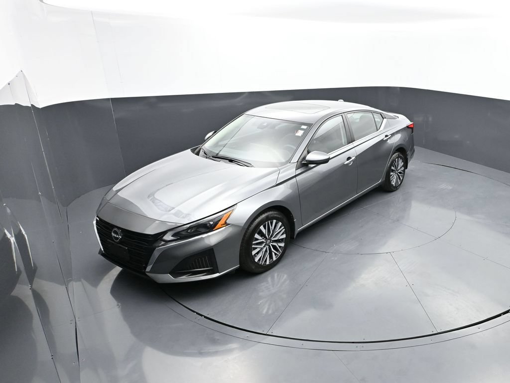 Certified 2023 Nissan Altima 2.5 SV w/ SV Premium Package AWD/4WD image 43