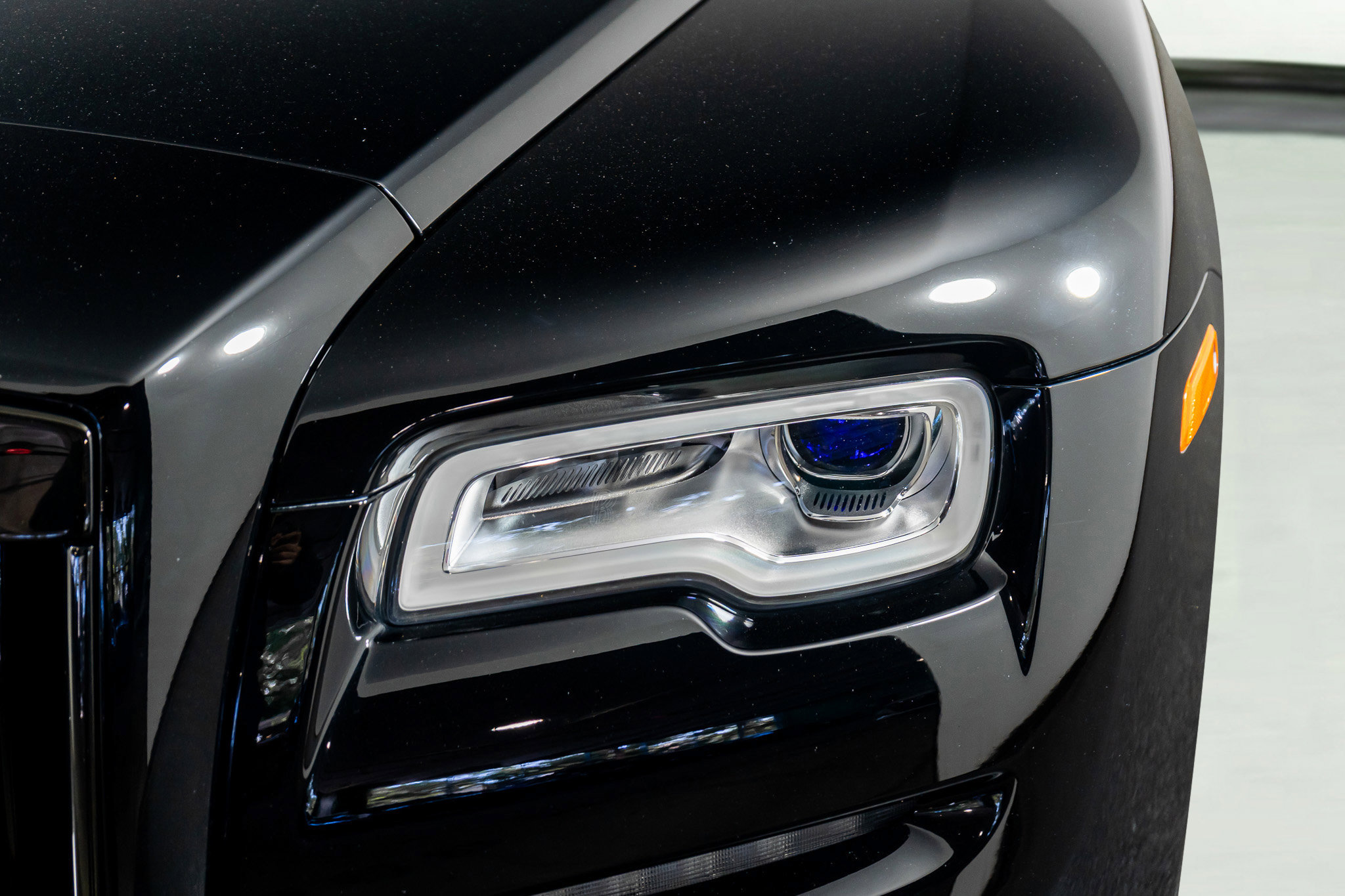 Used 2020 Rolls-Royce Wraith RWD image 23