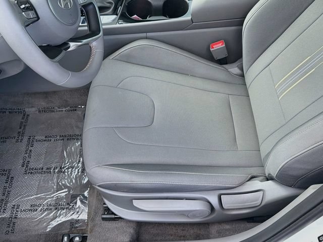 Certified 2026 Hyundai Elantra SEL Sport Premium FWD image 19
