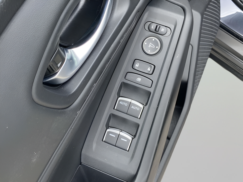 Used 2024 Honda Accord EX image 17