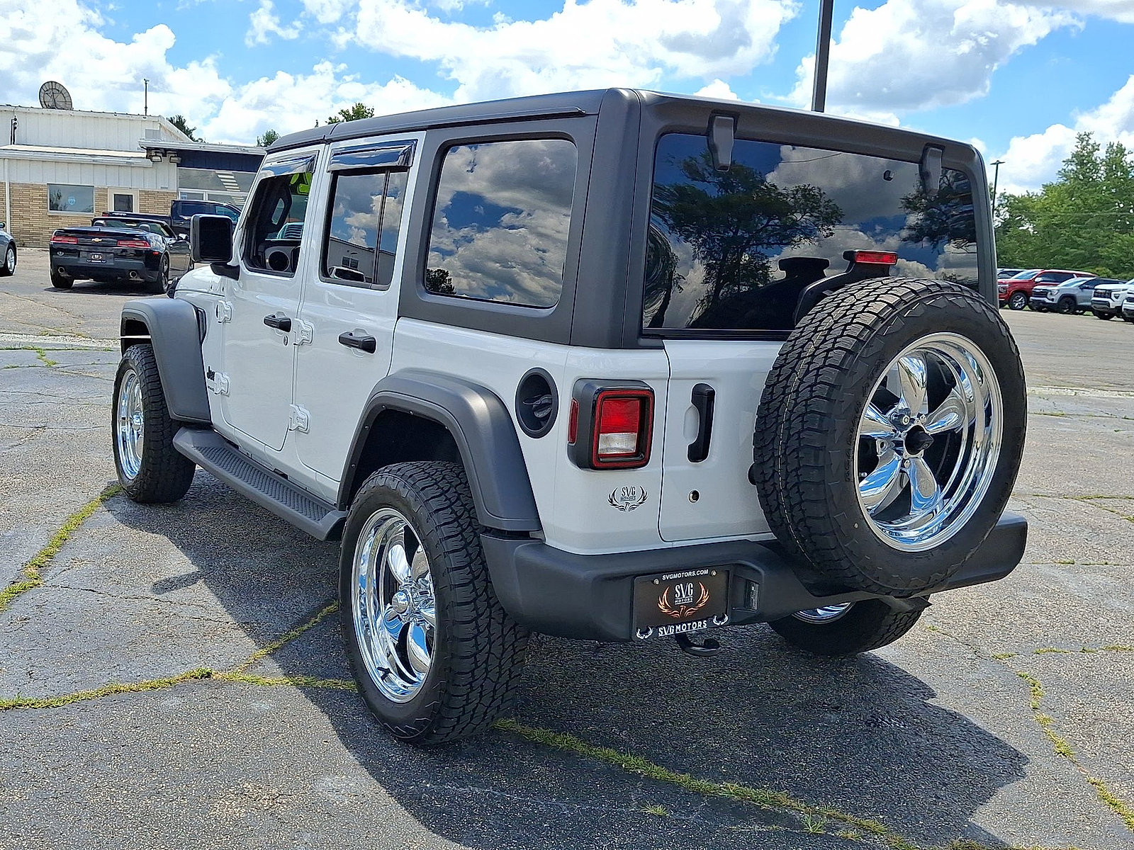 Used 2024 Jeep Wrangler Unlimited Sport AWD/4WD image 21
