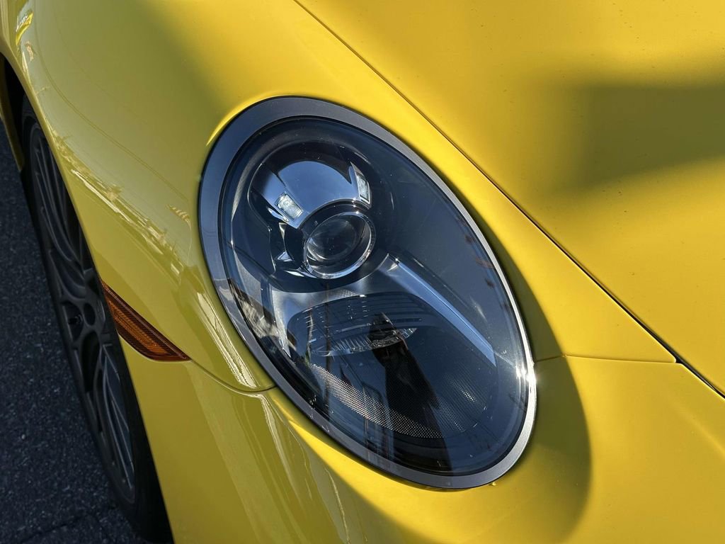 Used 2018 Porsche 911 Carrera 4S image 9
