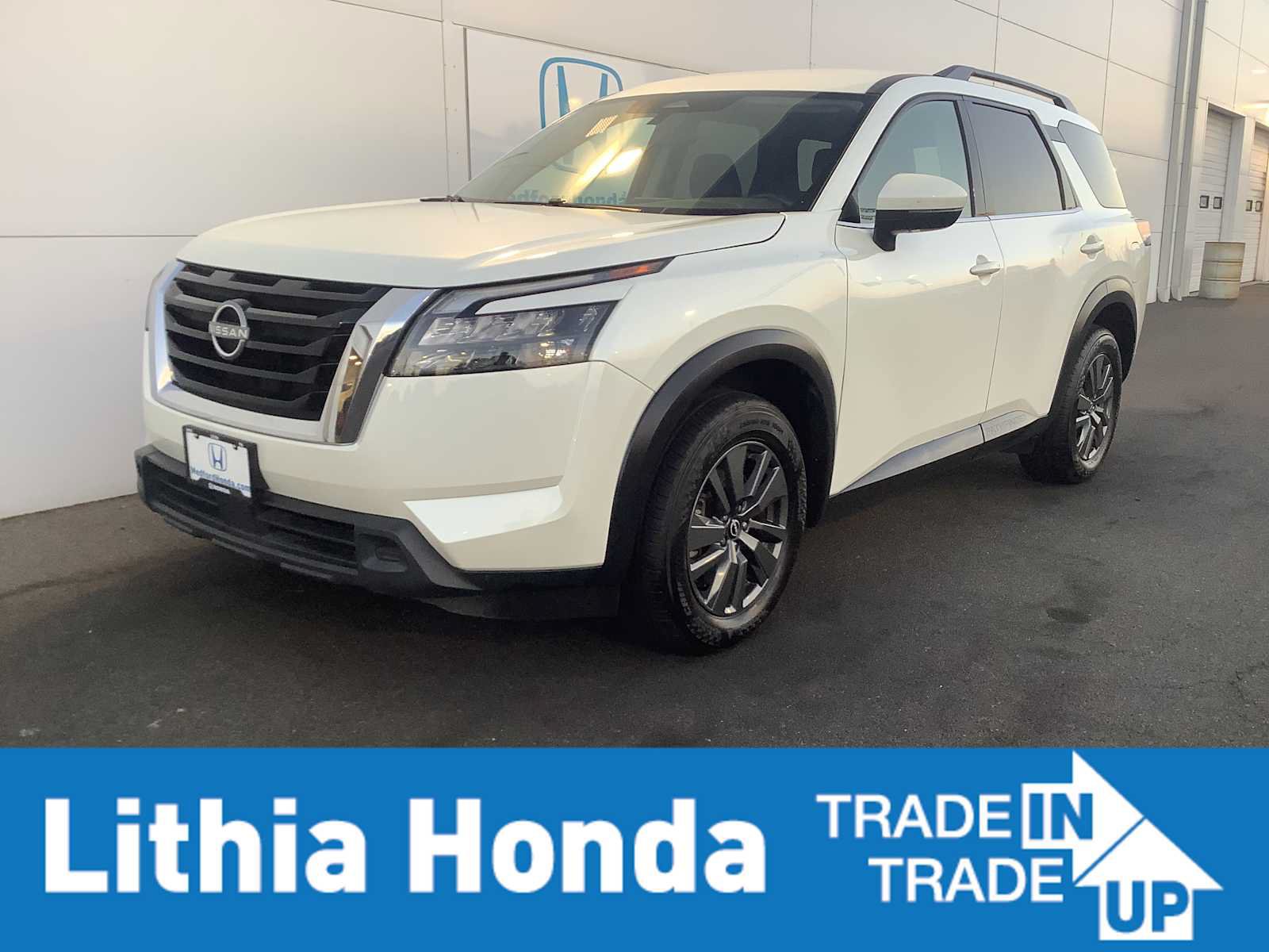 Used 2024 Nissan Pathfinder SV AWD/4WD video 1