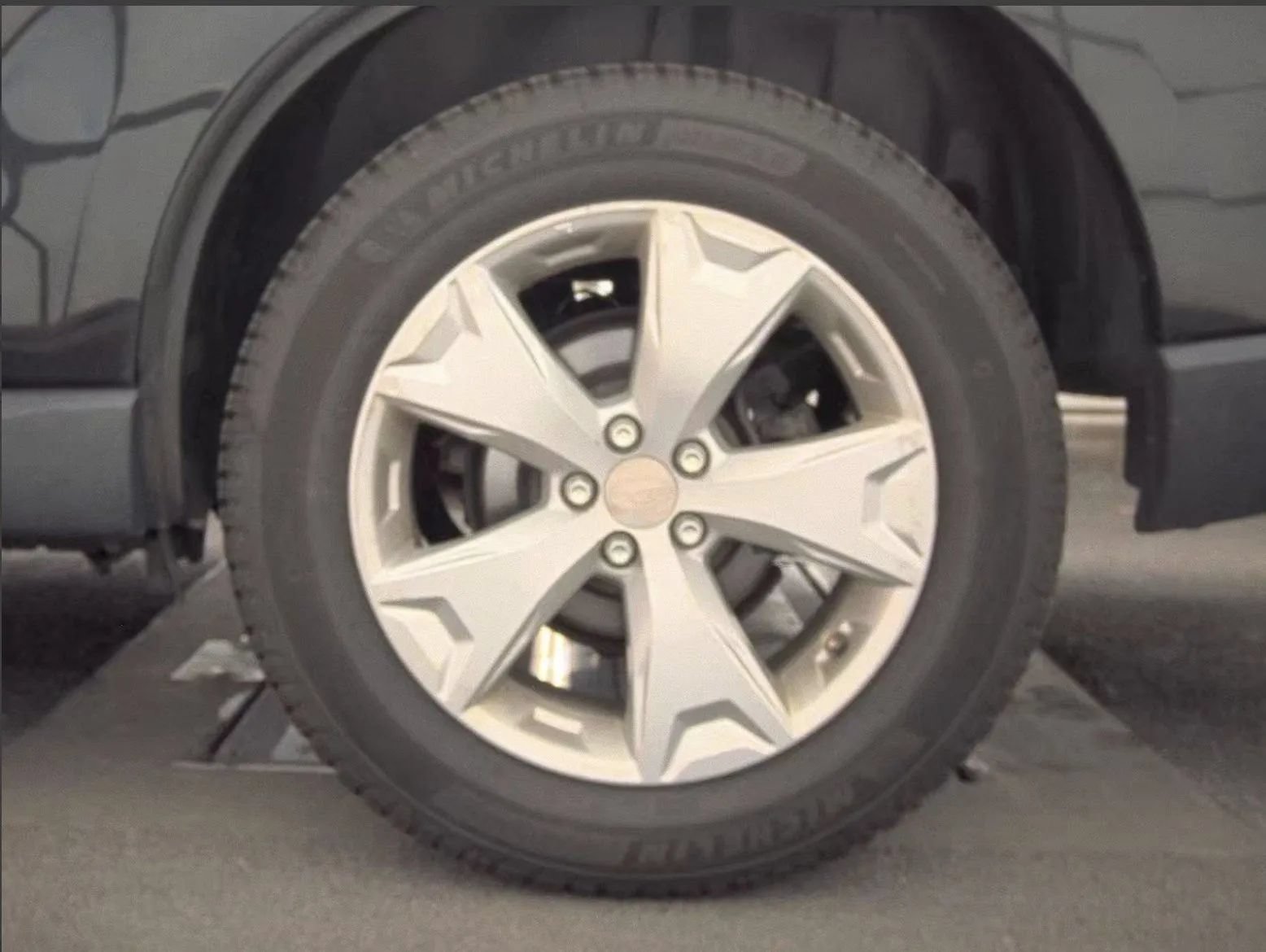 Used 2016 Subaru Forester 2.5i Limited AWD/4WD image 8