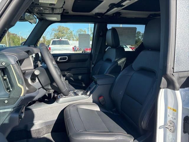 New 2025 Ford Bronco Badlands image 14