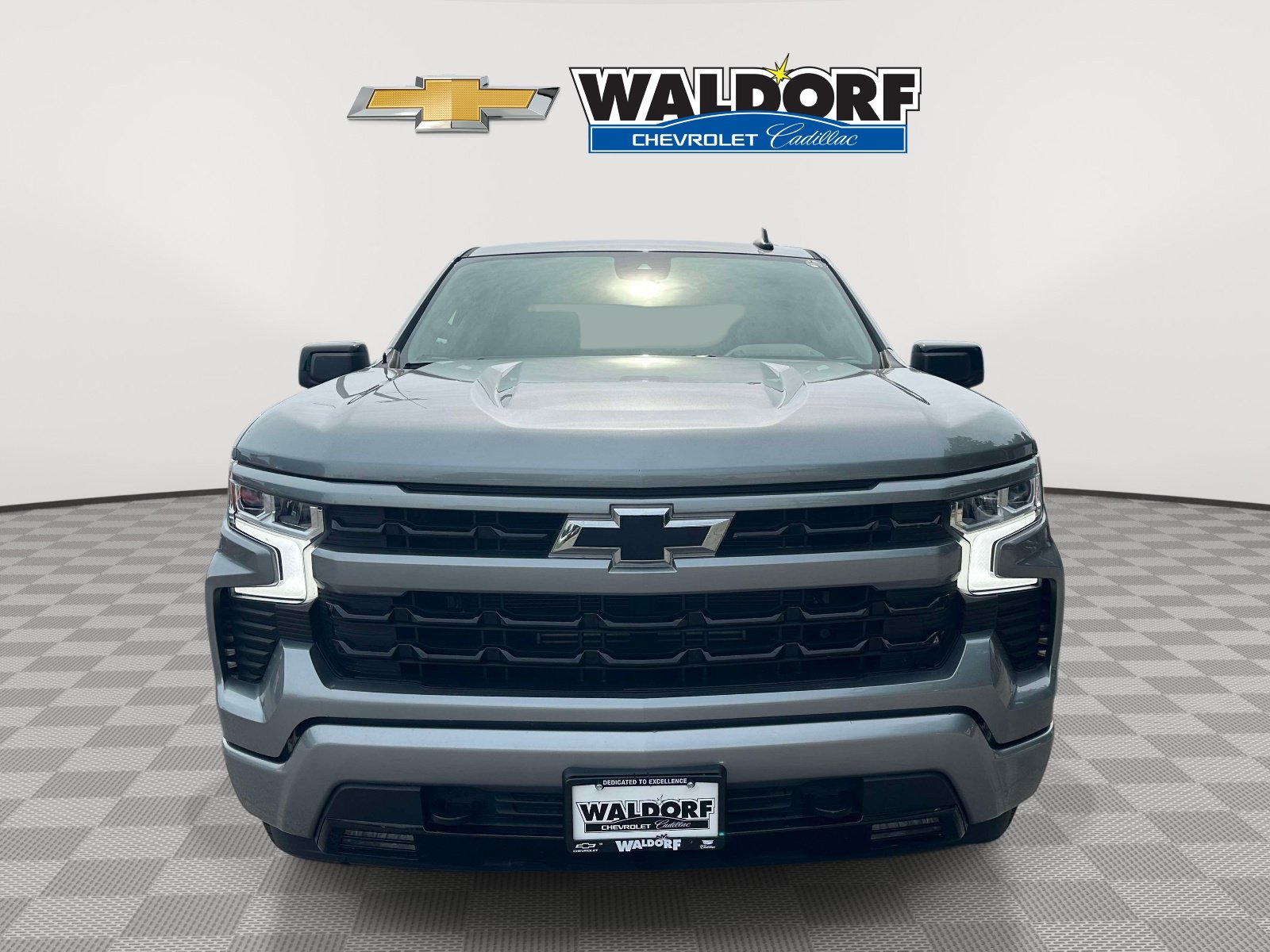 Used 2023 Chevrolet Silverado 1500 RST AWD/4WD image 2