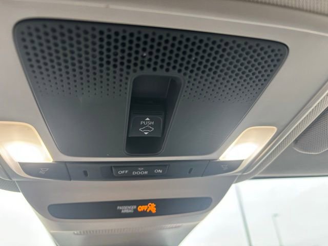 Used 2024 Honda HR-V EX-L image 12