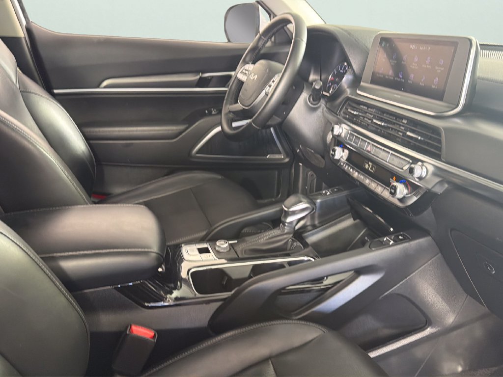Used 2022 Kia Telluride S FWD image 39