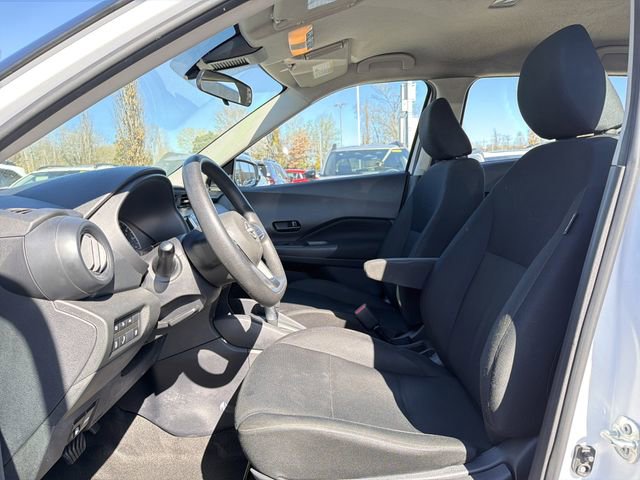 Used 2024 Nissan Kicks S image 11