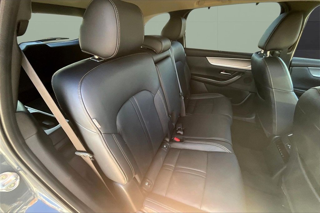 Certified 2025 MAZDA CX-70 3.3 Turbo w/ Preferred Package image 25