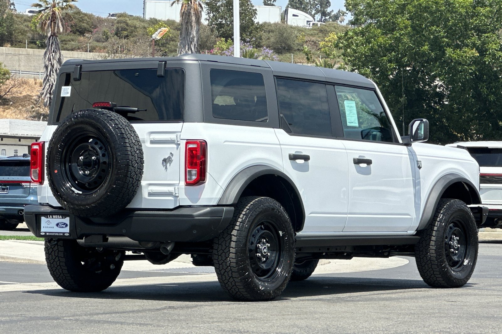 New 2026 Ford Bronco Big Bend w/ Black Diamond Package AWD/4WD image 3
