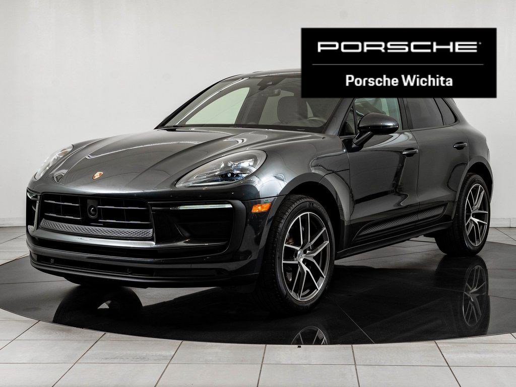 Certified 2025 Porsche Macan AWD/4WD image 1