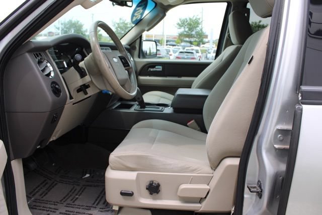 Used 2011 Ford Expedition XLT AWD/4WD image 15