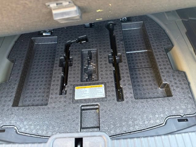Used 2023 Lexus ES 350 w/ Accessory Package (Z2) FWD image 36