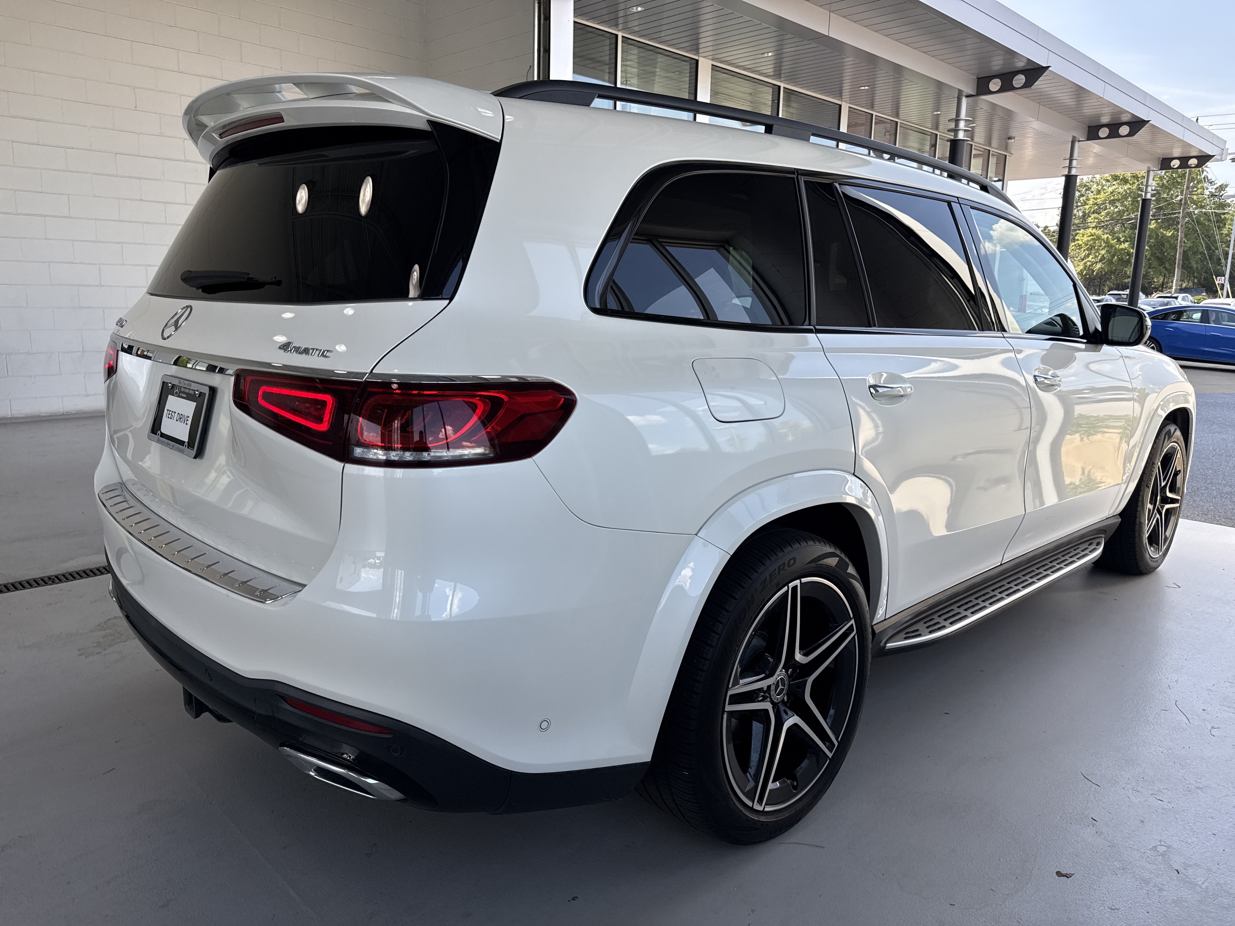 Certified 2022 Mercedes-Benz GLS 450 4MATIC image 23
